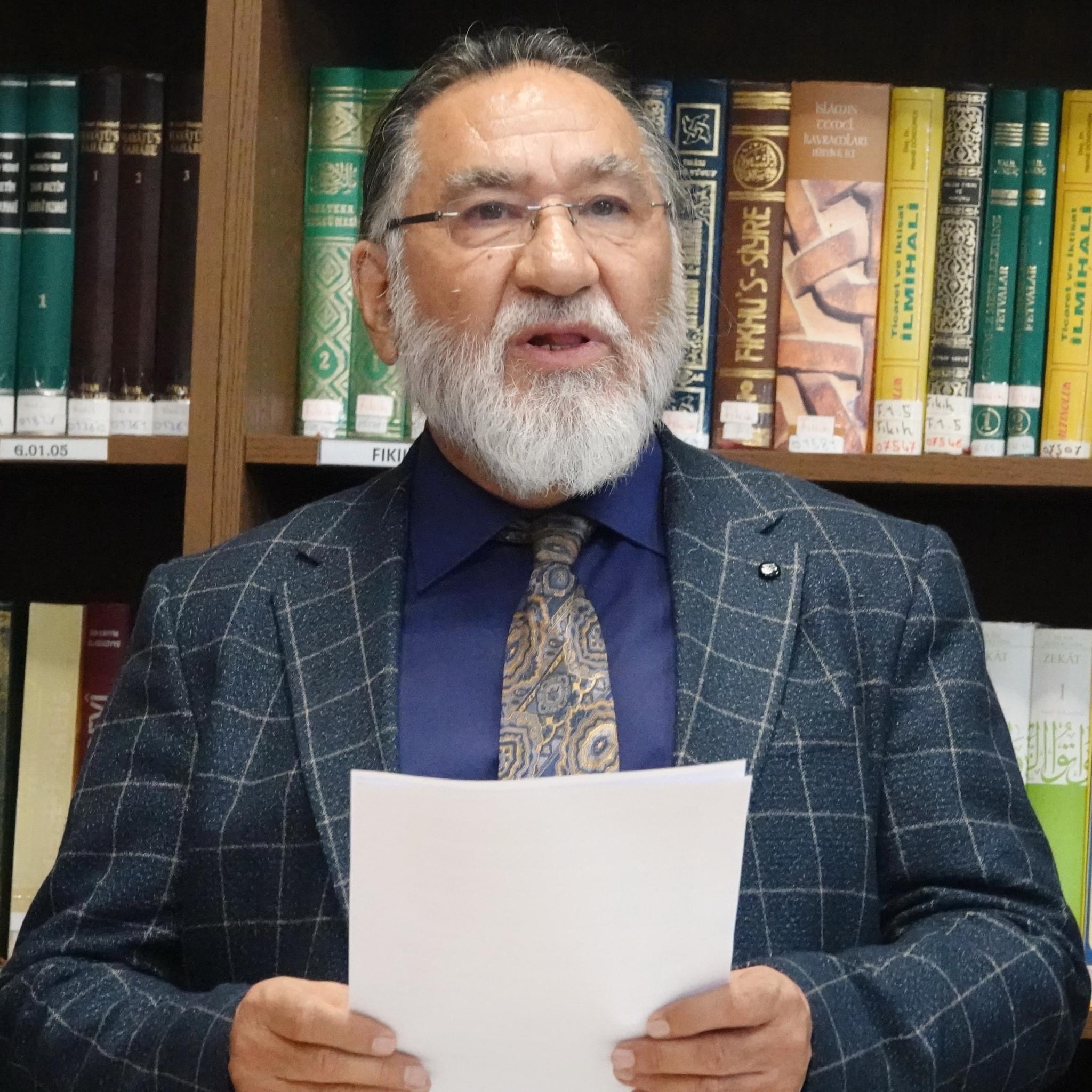 Almanya’nın ilk özel Türk Halk Kütüphanesi Berlin`de açıldı