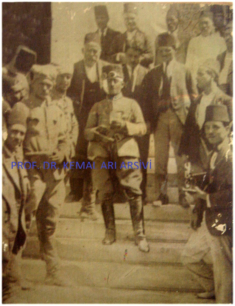 9 EYLÜL 1922: İZMİR’İN KURTULUŞU VE YÜZBAŞI ŞERAFETTİN