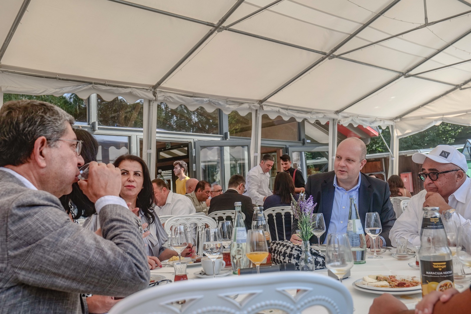 TDU üyeleri kahvaltıda buluştu