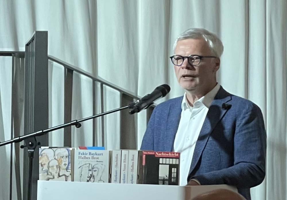 Efsane Yazar Fakir Baykurt Duisburg`ta anıldı