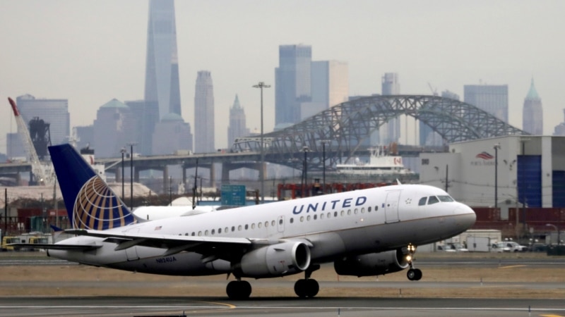 United Uçağındaki Yılan Ortalığı Karıştırdı