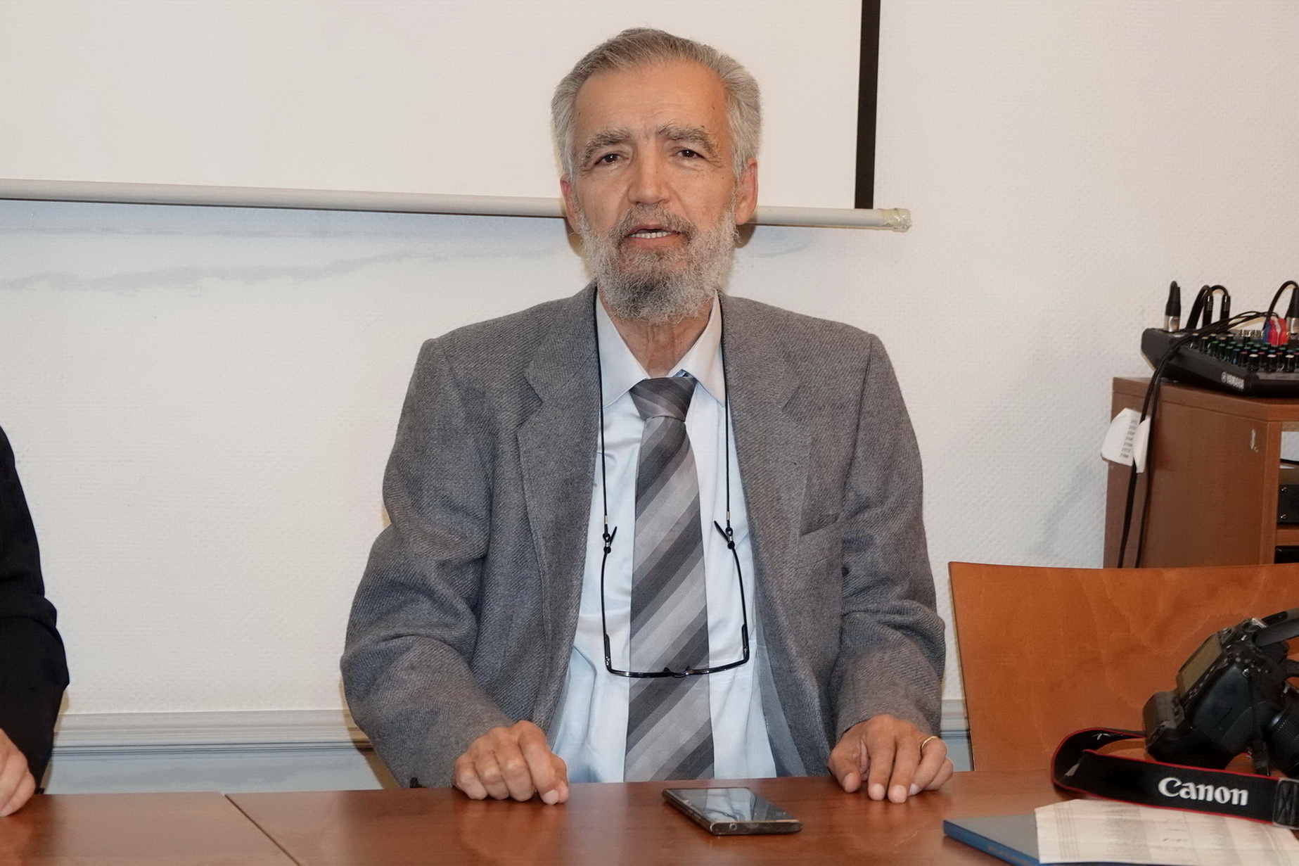 Özcan Mutlu: Beni eğitim kamçıladı