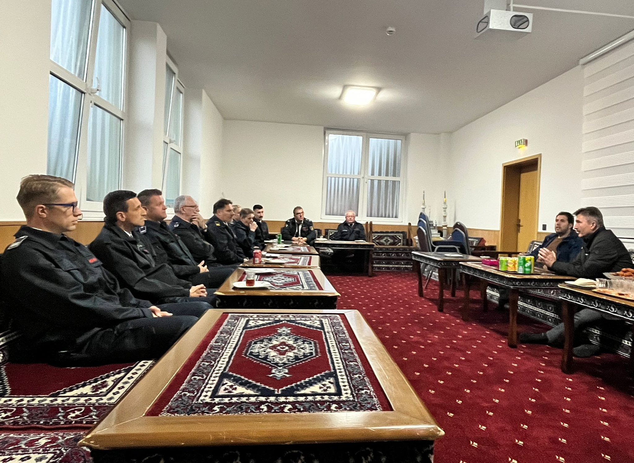 Şehir itfaiyesinden Türkiye Camii’ne ziyaret