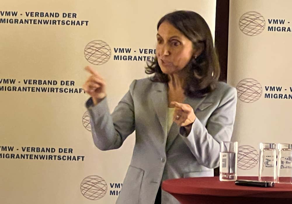 Özoğuz: Almanya göç ülkesi olduğunu geç kabul etti