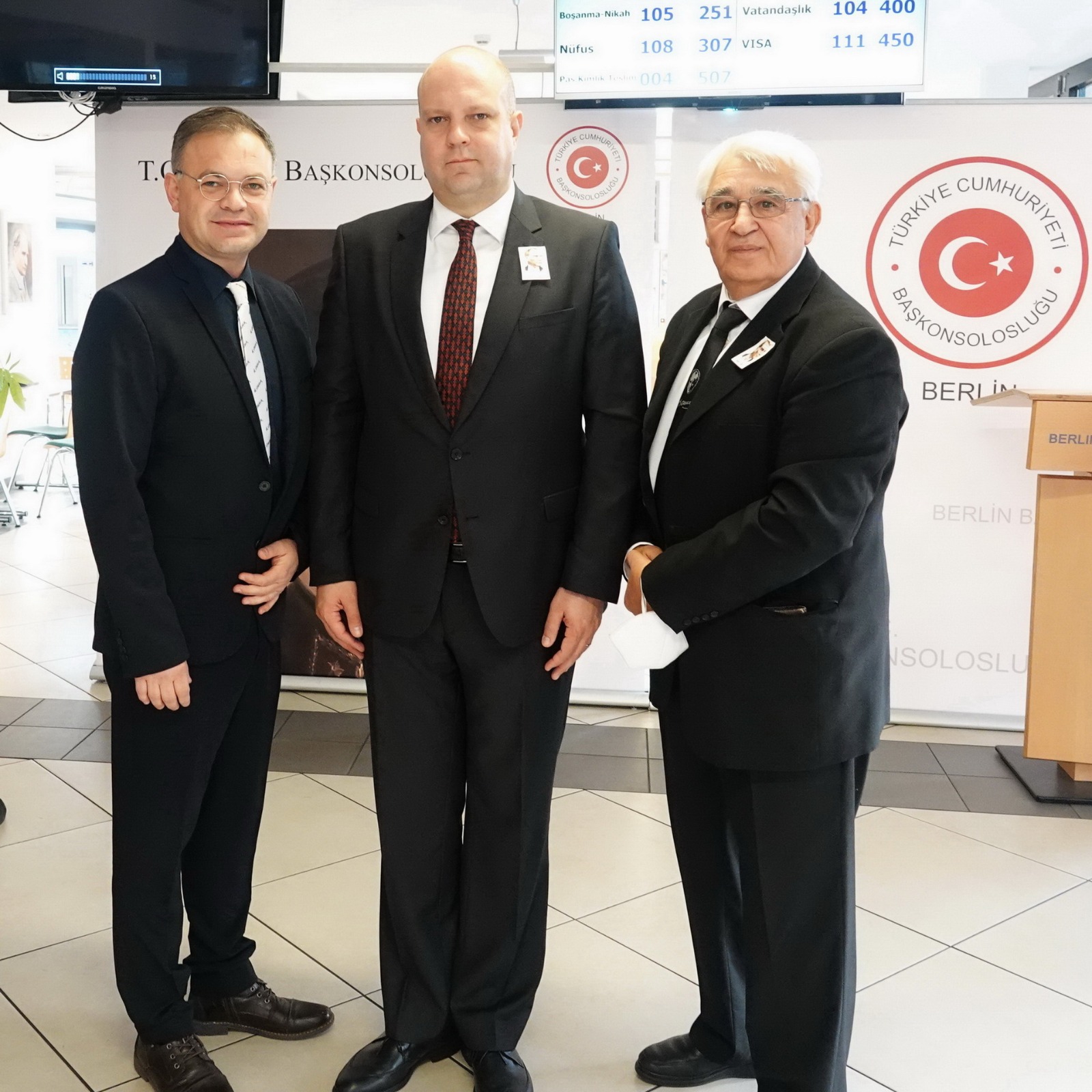 Ulu Önder Atatürk, Berlin`de saygı ve minnet ile anıldı