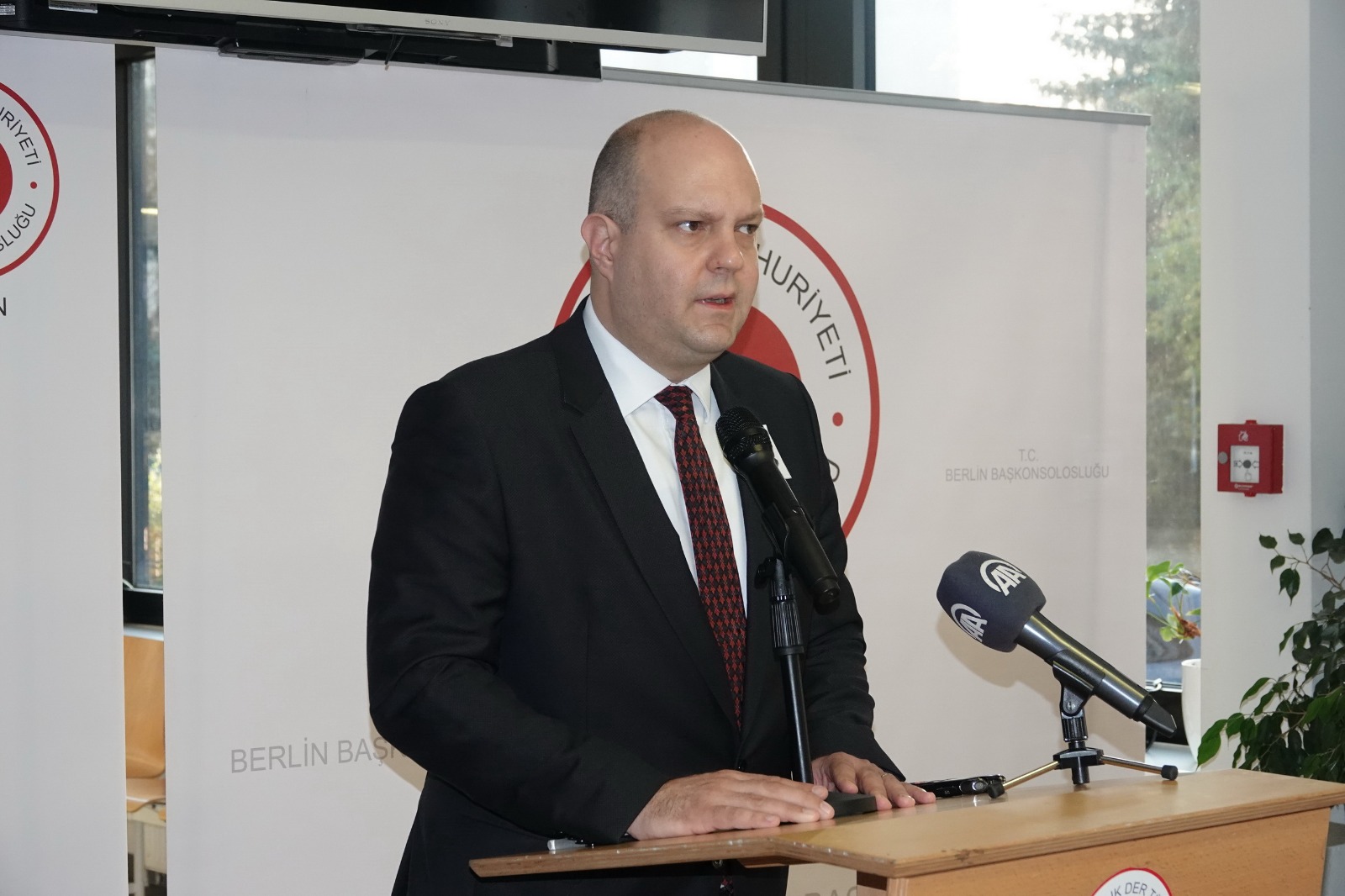 Ulu Önder Atatürk, Berlin`de saygı ve minnet ile anıldı