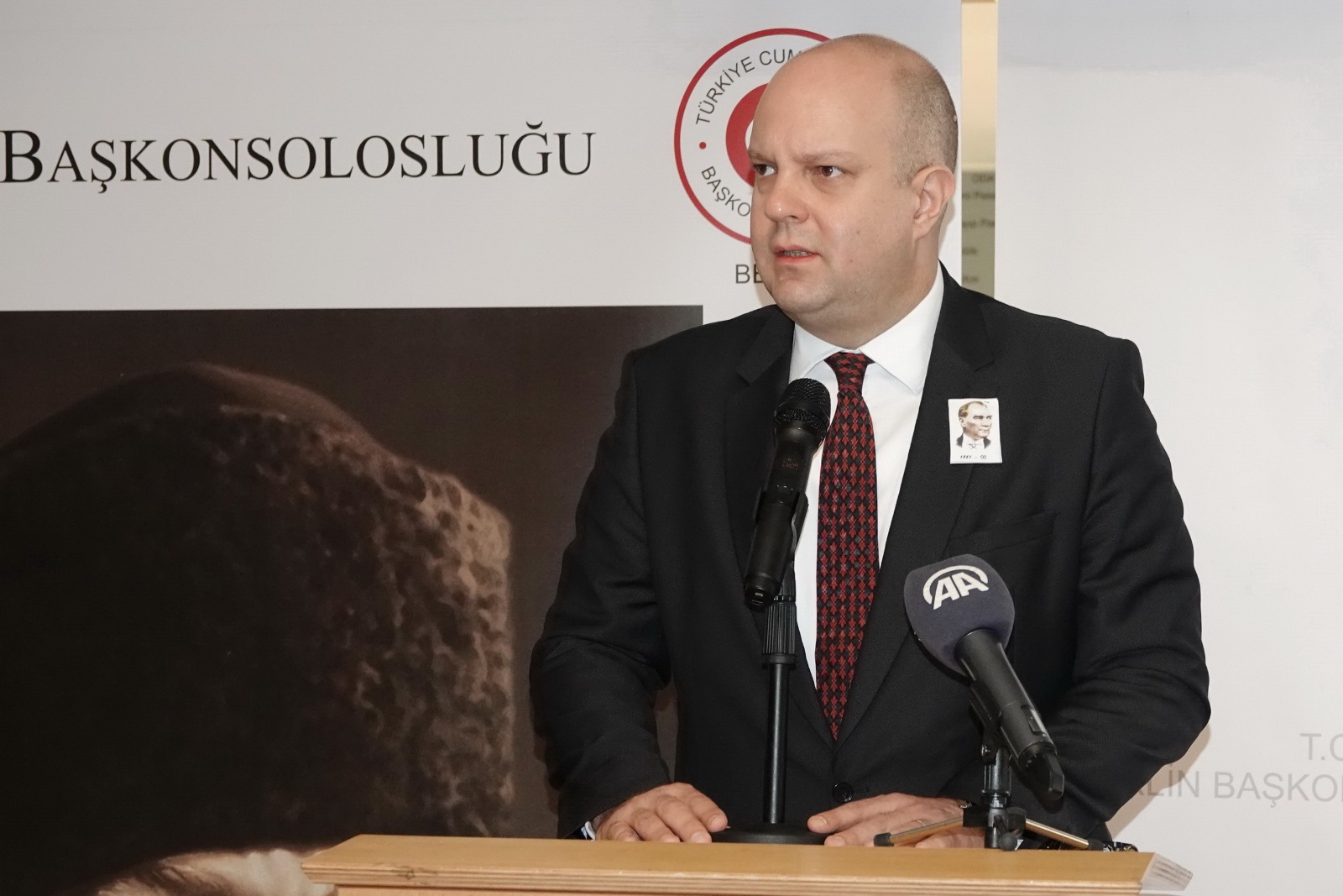 Ulu Önder Atatürk, Berlin`de saygı ve minnet ile anıldı
