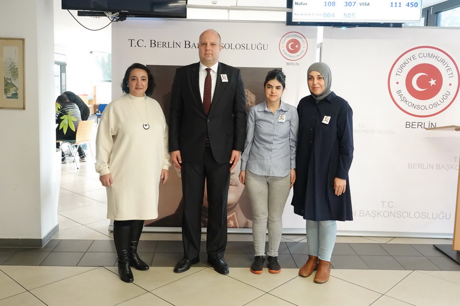 Ulu Önder Atatürk, Berlin`de saygı ve minnet ile anıldı