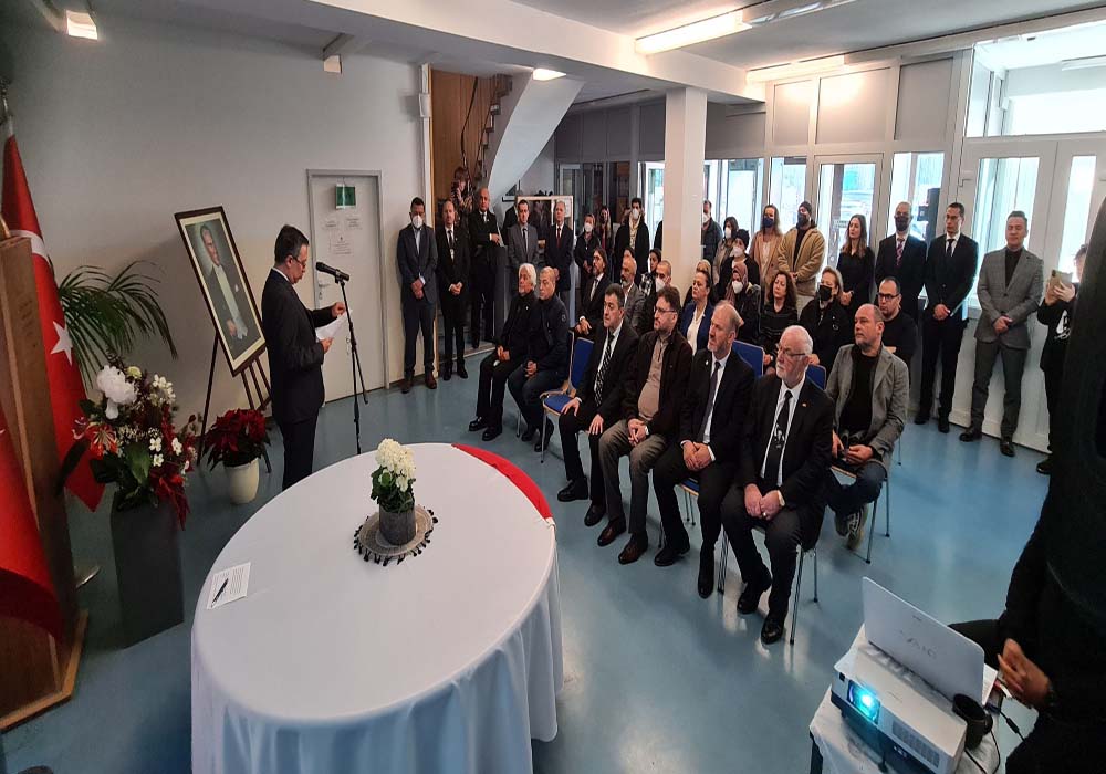 Atatürk, Nürnberg`de sevgi ve minnet ile anıldı