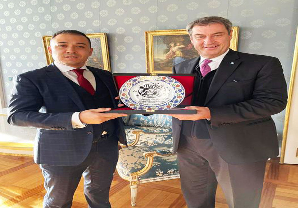 Bavyera Başbakanı Söder, Türkleri Sarayda ağırladı