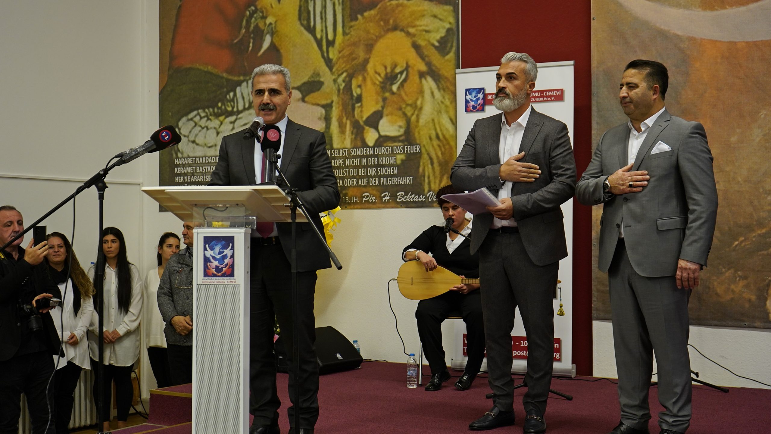 BAT-Cemevi ‘Kamu Tüzel Kişilik Hakkı’ Resmi Sertifikasını Törenle Teslim Aldı