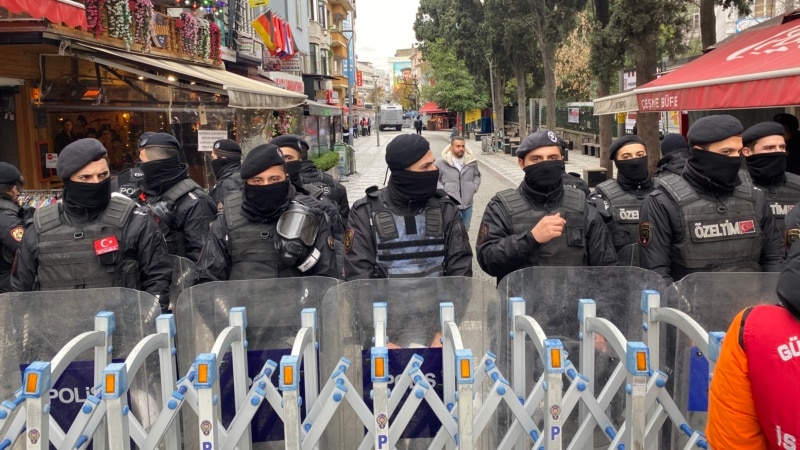 HDP Kadıköy Eylemine Polis Müdahalesi