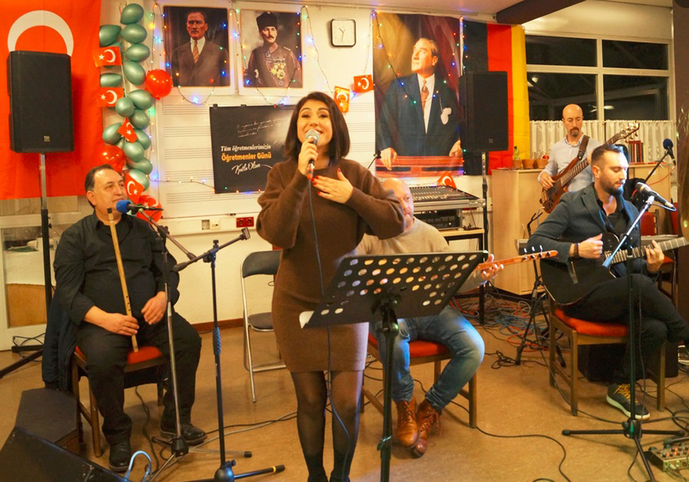 Velilerden Öğretmenlere Vefa Gecesi