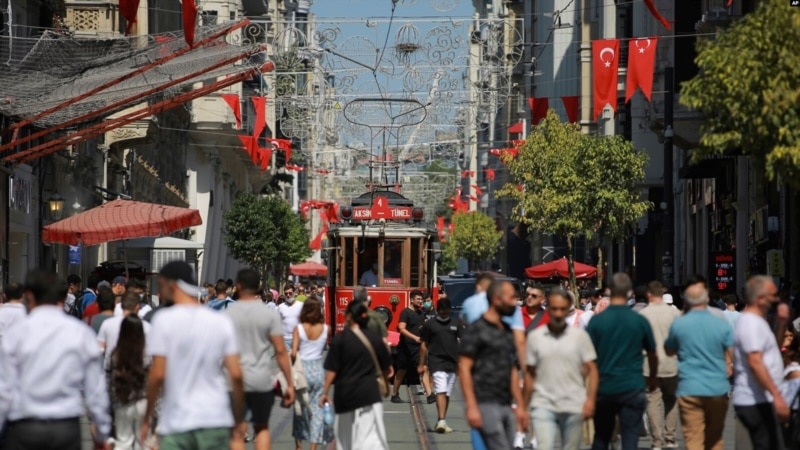 Halkın yüzde 85’i ülkedeki en büyük sorunu ekonomi olarak görüyor