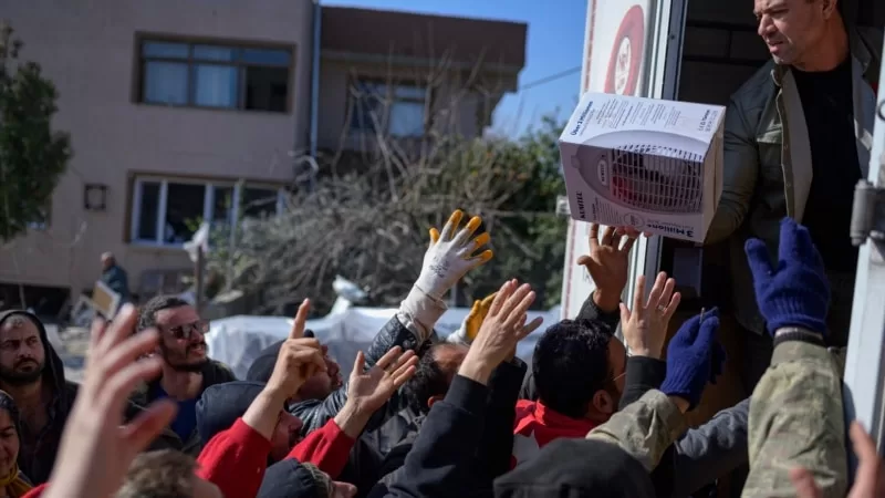 BM Deprem Bölgesindeki Yardımlarını Arttırıyor