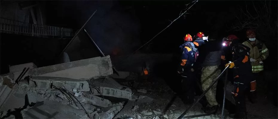 Hatay'daki 6,4 büyüklüğündeki deprem sonrası 32 artçı yaşandı
