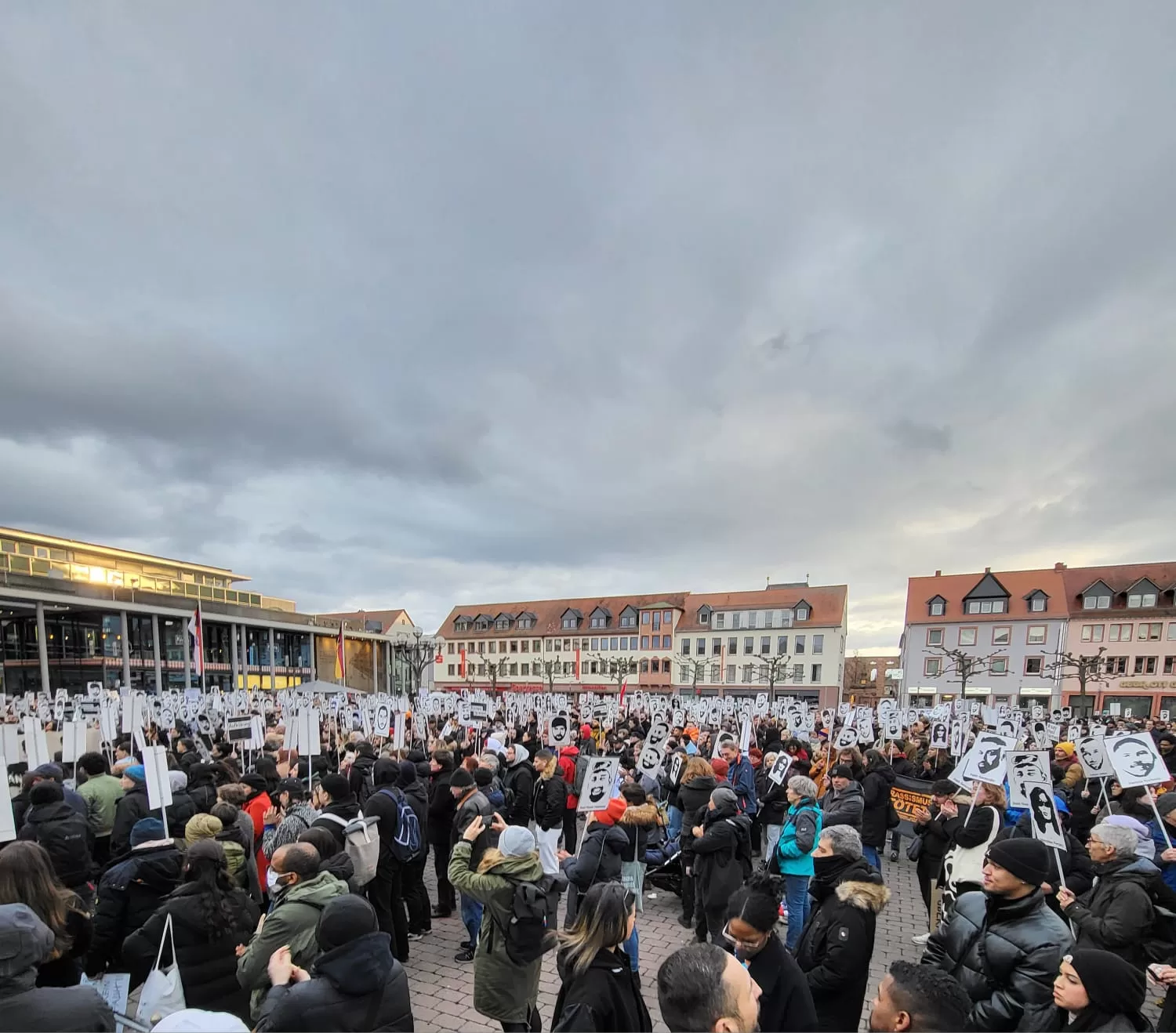 Hanau Katliamı’nı Unutmayacağız Ve Affetmeyeceğiz!
