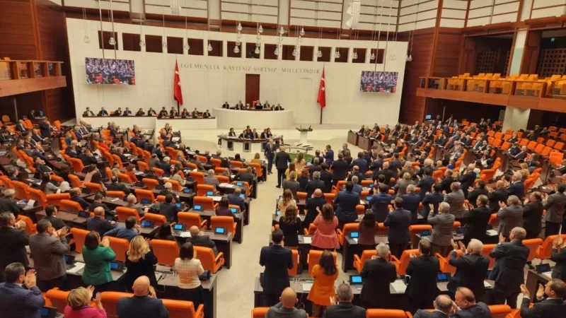 EYT Düzenlemesi Meclis’te Kabul Edildi