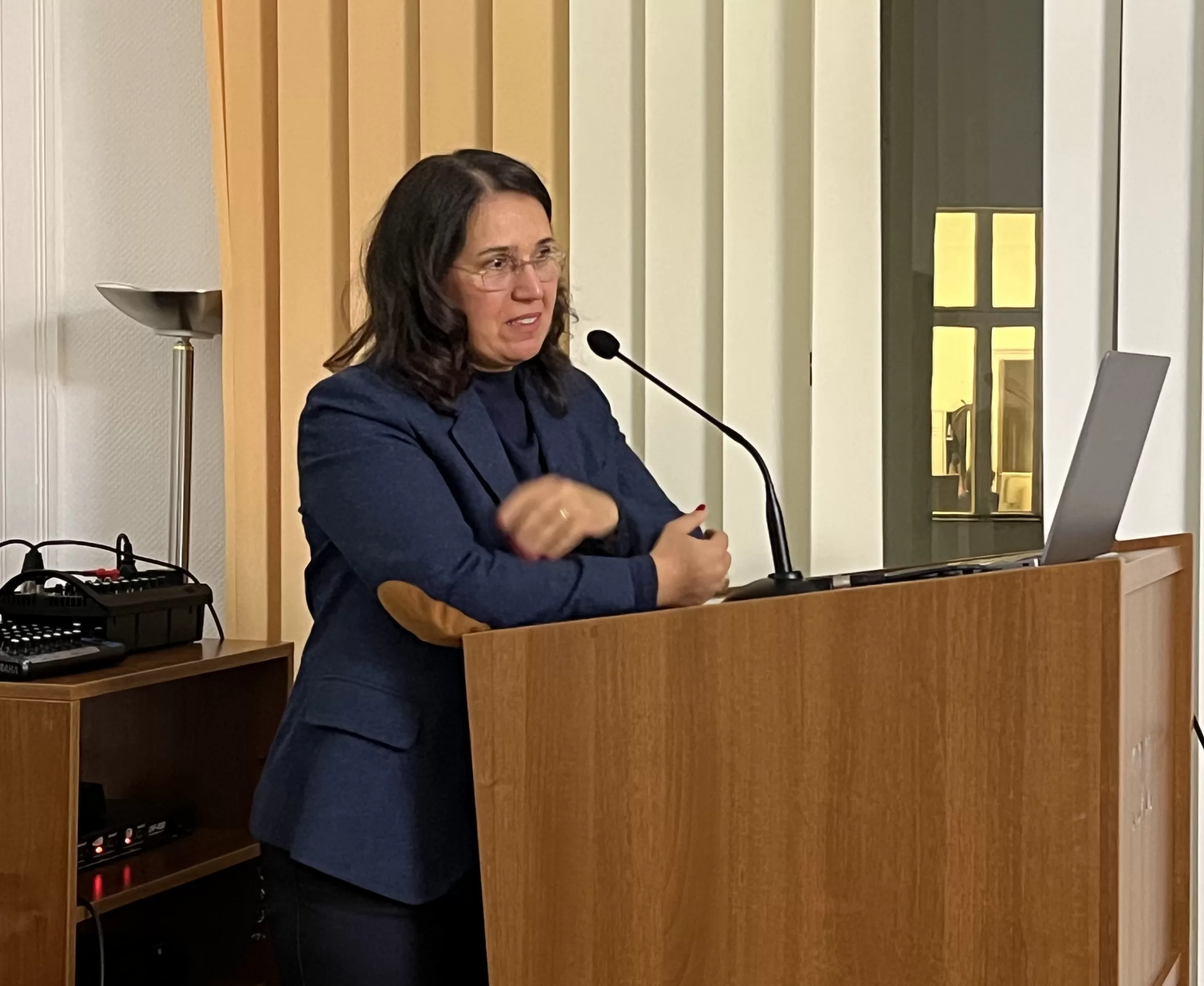 Büyükelçi Müsteşarı Fulya Yücekök “Dünyayı Biz Değiştireceğiz”