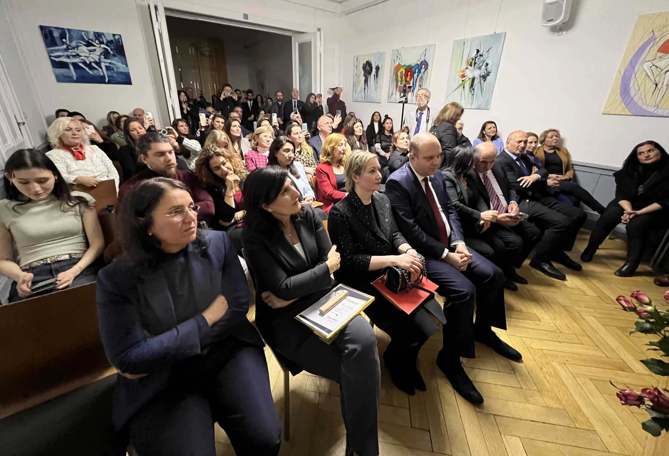 Büyükelçi Müsteşarı Fulya Yücekök “Dünyayı Biz Değiştireceğiz”