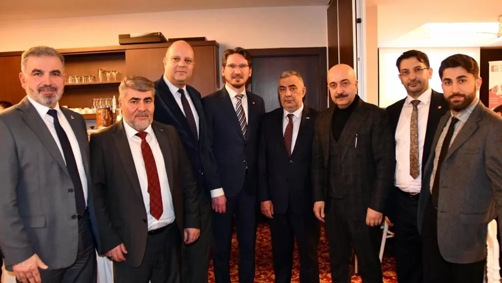 Berlin Başkonsolosu Yücekök: Gösterdiğiniz dayanışmayla gurur duyuyoruz