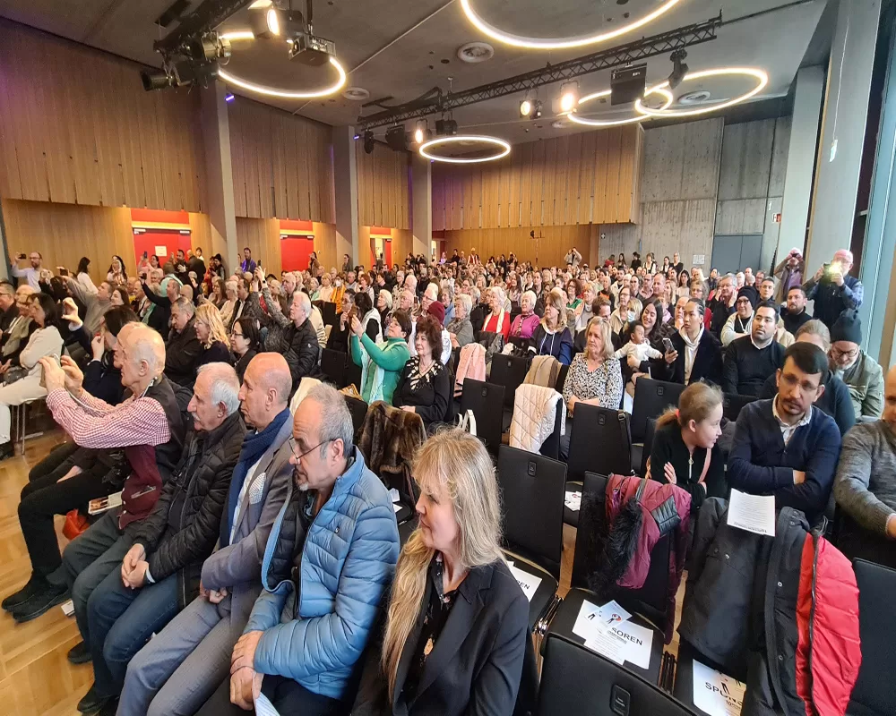 Nürnberg’de 10 ülkenin dansçıları büyüledi