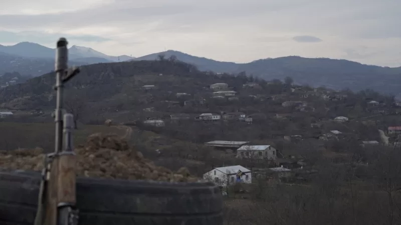 Bakü’den Paşinyan’ın Karabağ’daki Ermeniler için garanti talebine kırmızı ışık