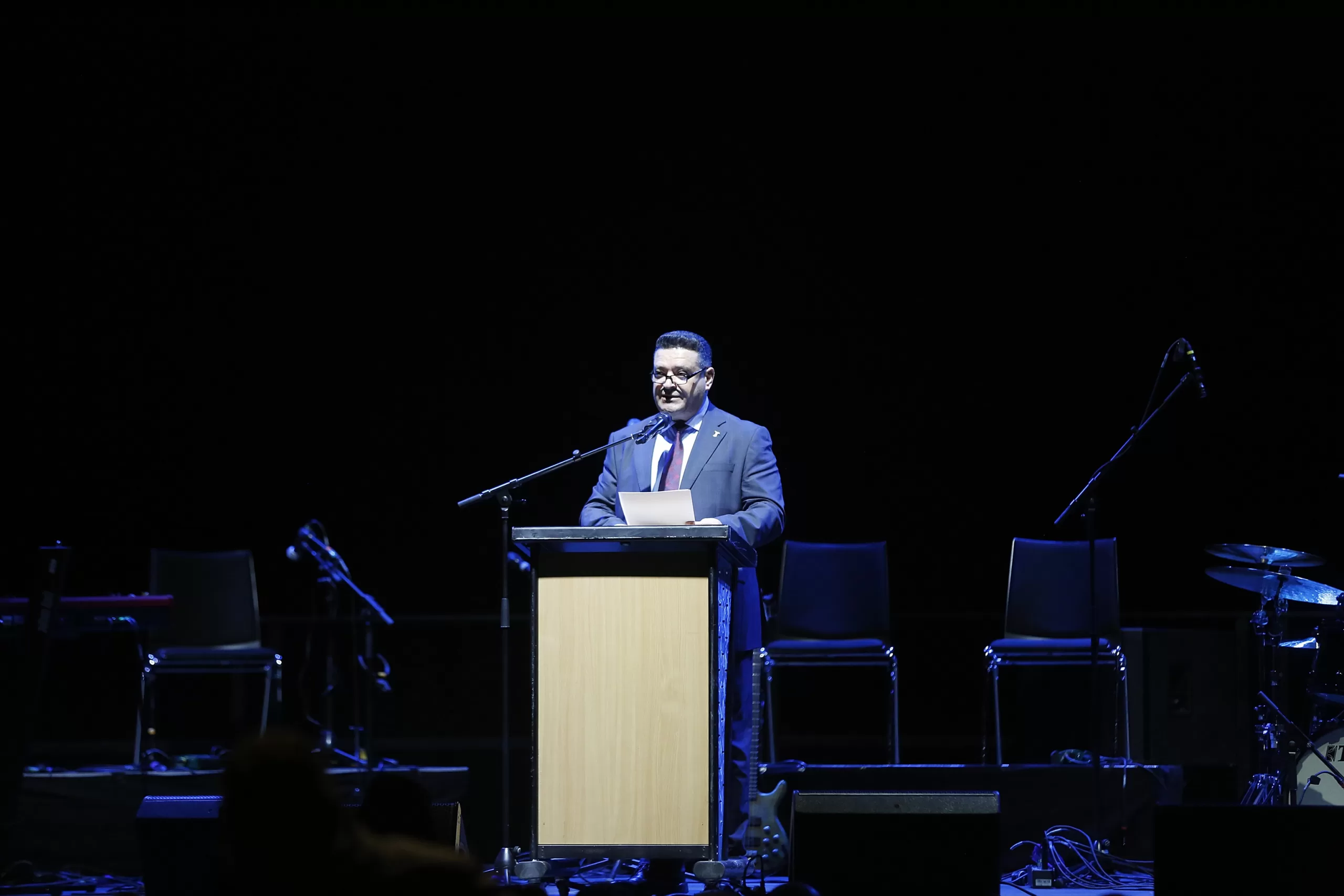 Berlin`deki dayanışma konserinde binlerce kişi bir araya geldi