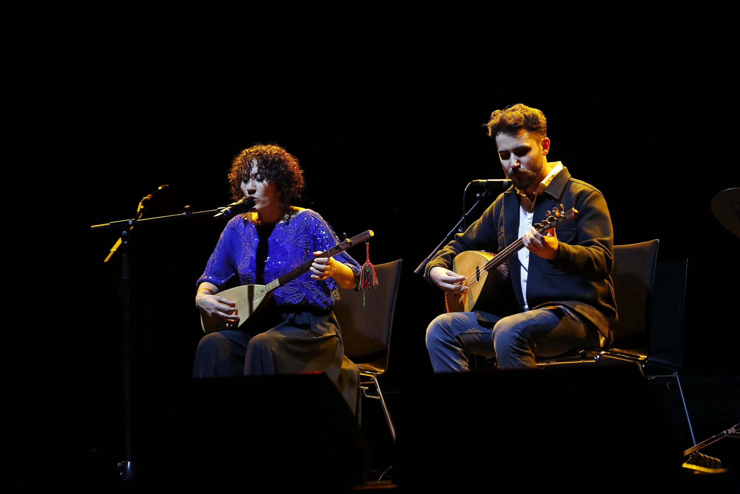 Berlin`deki dayanışma konserinde binlerce kişi bir araya geldi