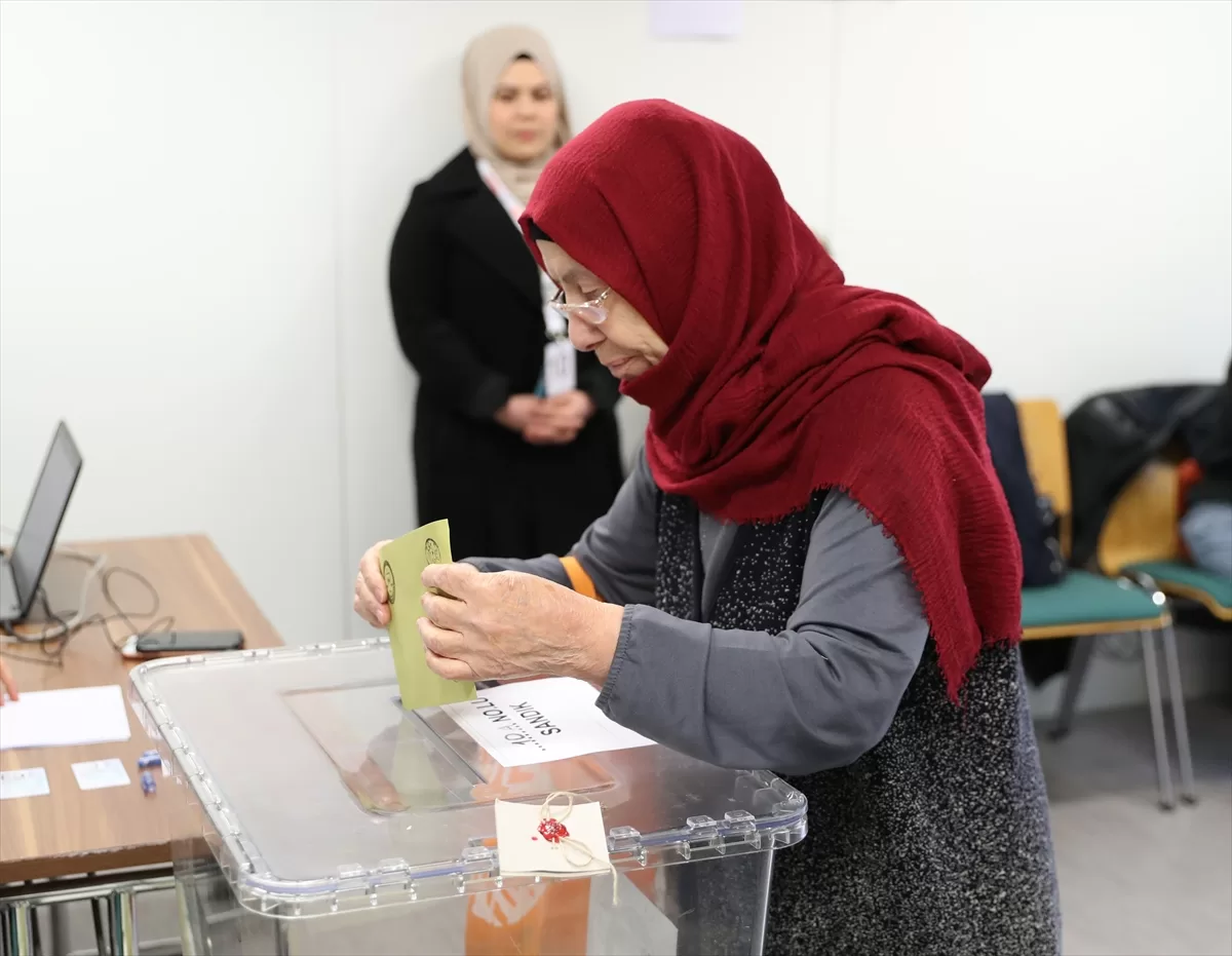 Cumhurbaşkanlığı Seçimi 2. turu için Almanya'da oy verme işlemi başladı