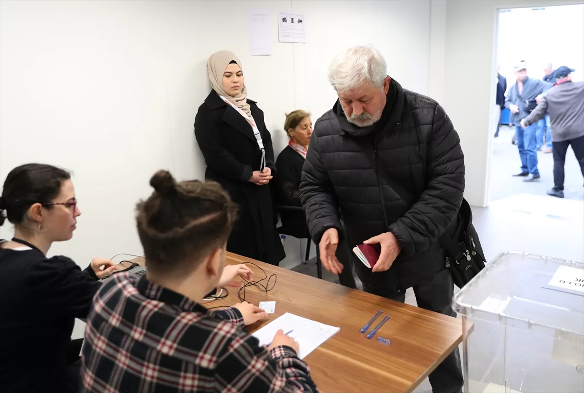 Cumhurbaşkanlığı Seçimi 2. turu için Almanya'da oy verme işlemi başladı