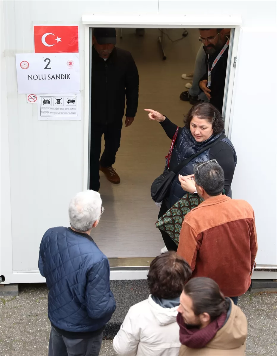 Cumhurbaşkanlığı Seçimi 2. turu için Almanya'da oy verme işlemi başladı