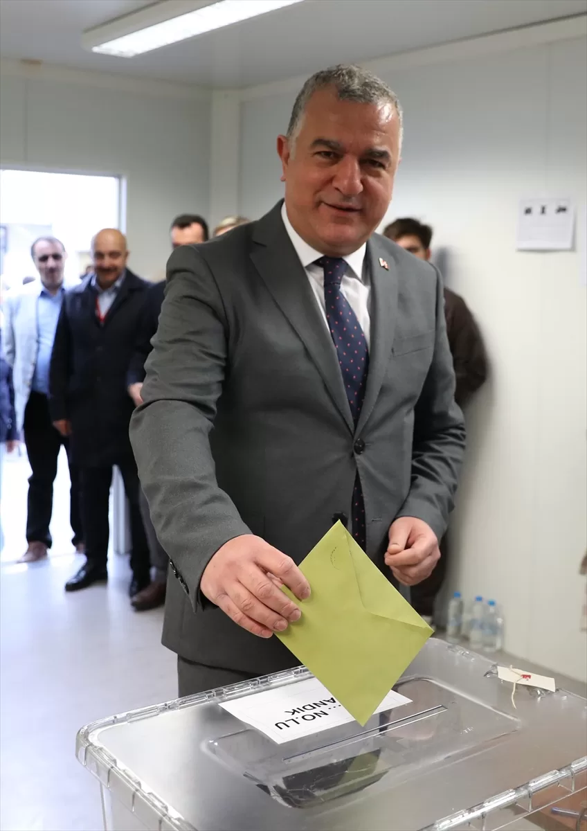 Cumhurbaşkanlığı Seçimi 2. turu için Almanya'da oy verme işlemi başladı