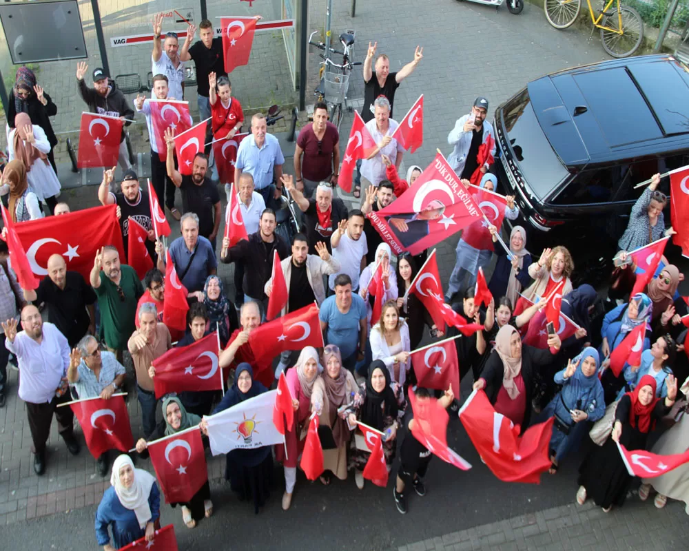Seçim sevinci Nürnberg’e de yansıdı
