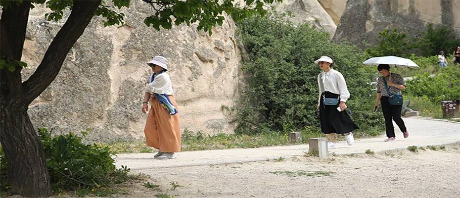 Çinli turistler yeniden Kapadokya'da