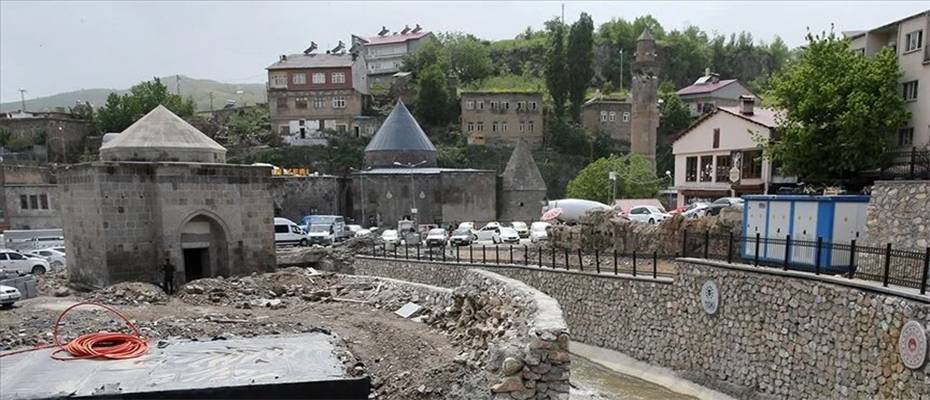 Bitlis'in tarihi silüeti ortaya çıkarılıyor