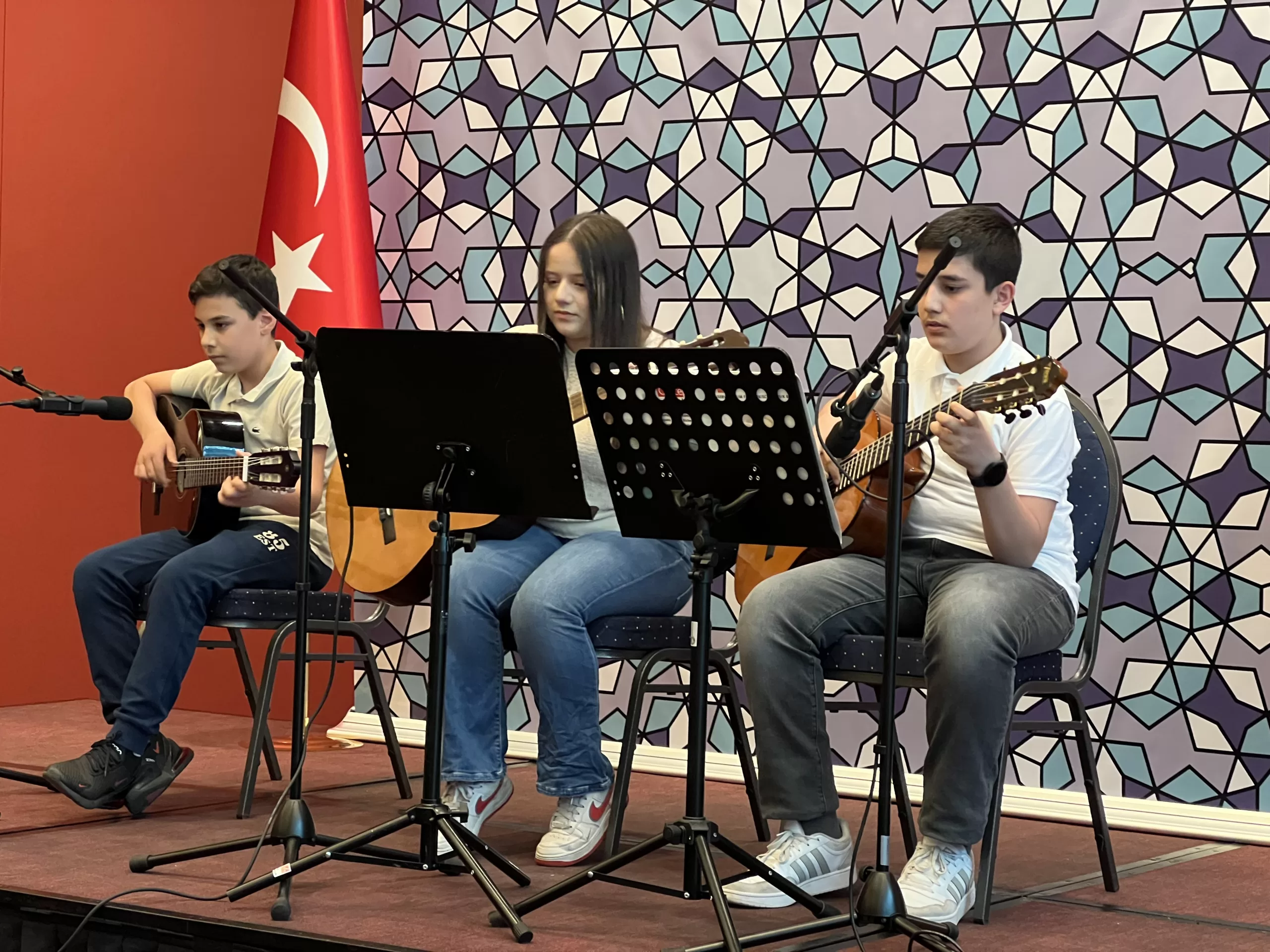 Berlin'de 19 Mayıs Atatürk'ü Anma, Gençlik ve Spor Bayramı coşkuyla kutlandı