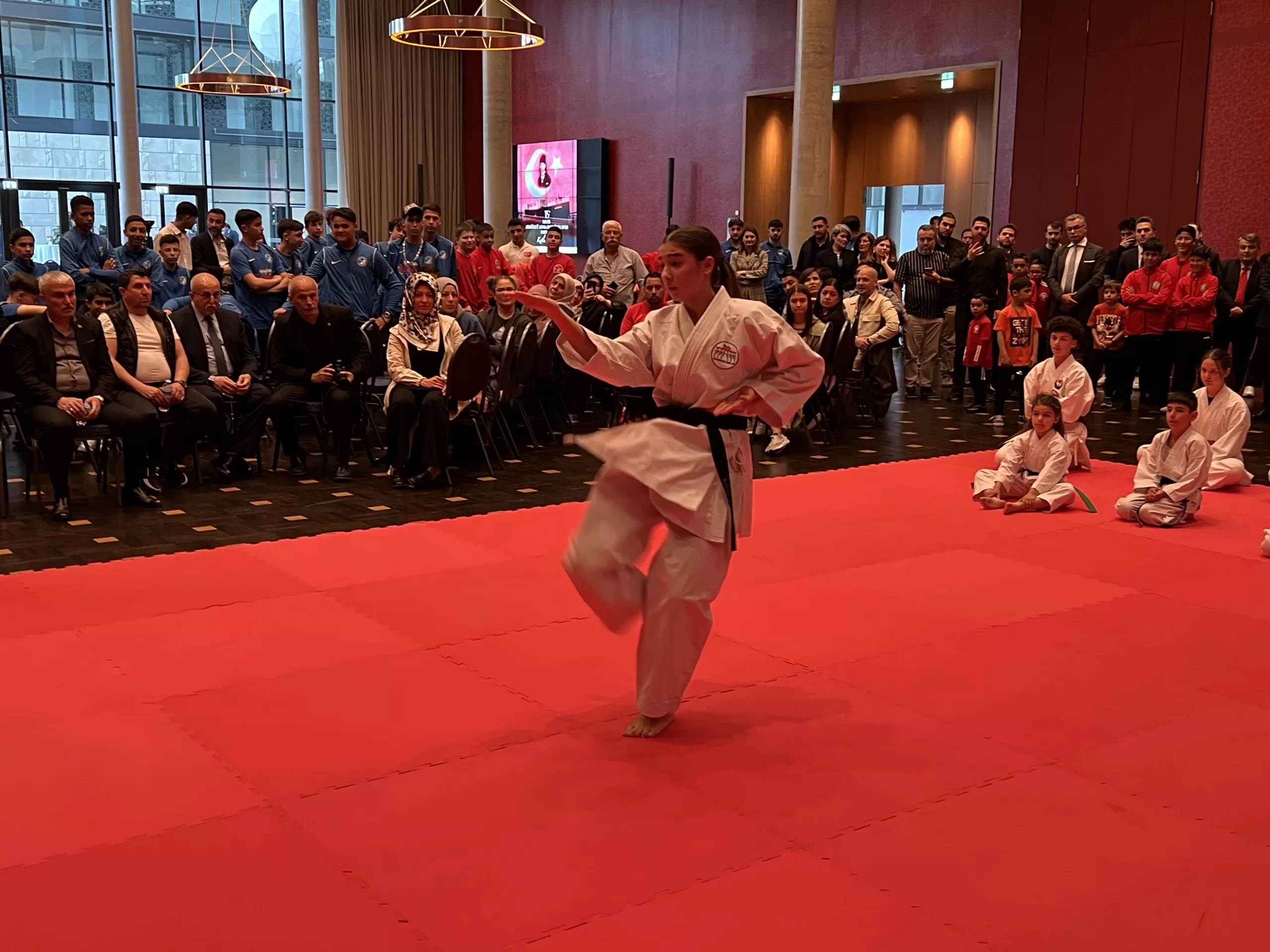 Berlin'de 19 Mayıs Atatürk'ü Anma, Gençlik ve Spor Bayramı coşkuyla kutlandı
