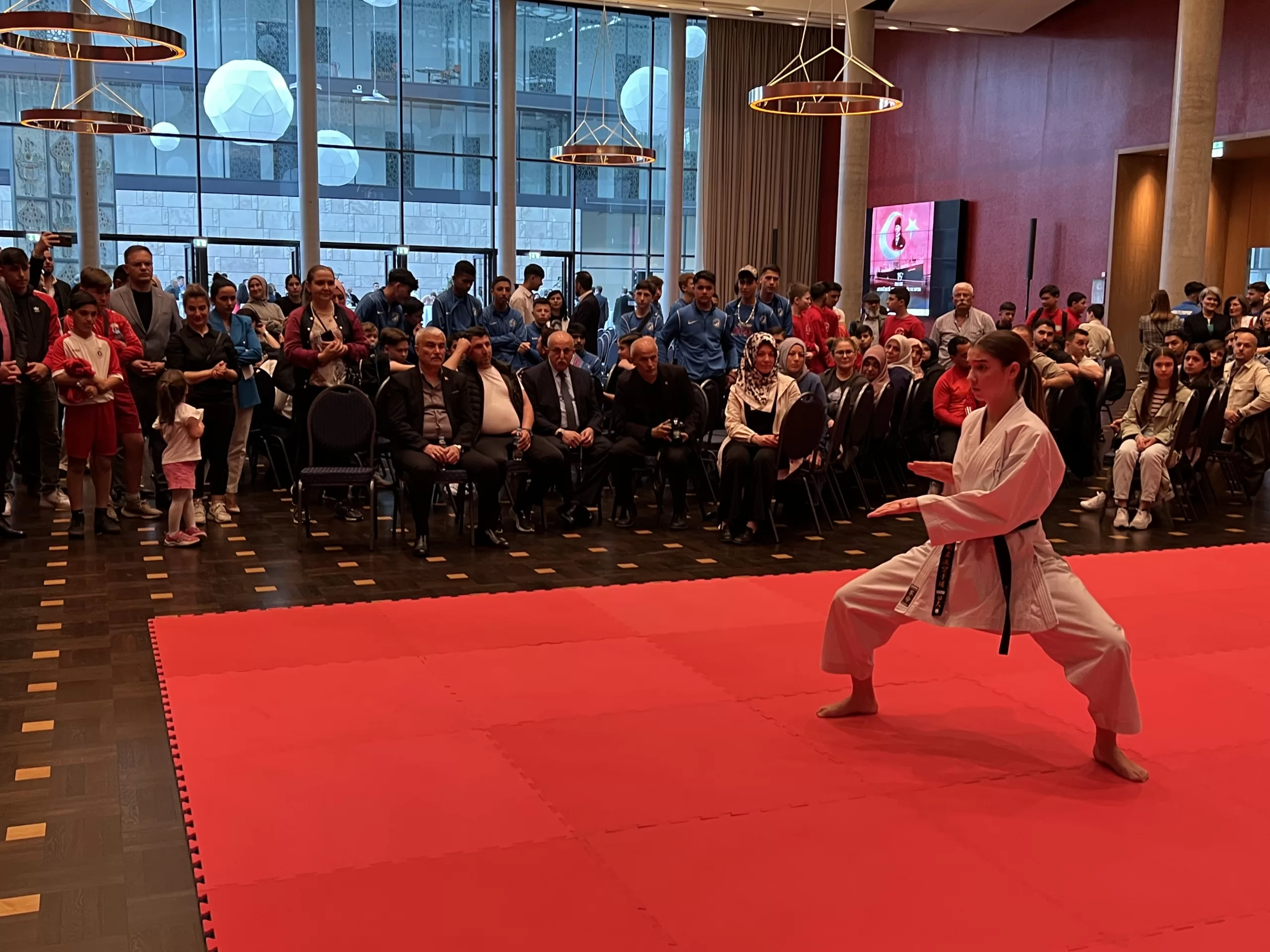 Berlin'de 19 Mayıs Atatürk'ü Anma, Gençlik ve Spor Bayramı coşkuyla kutlandı