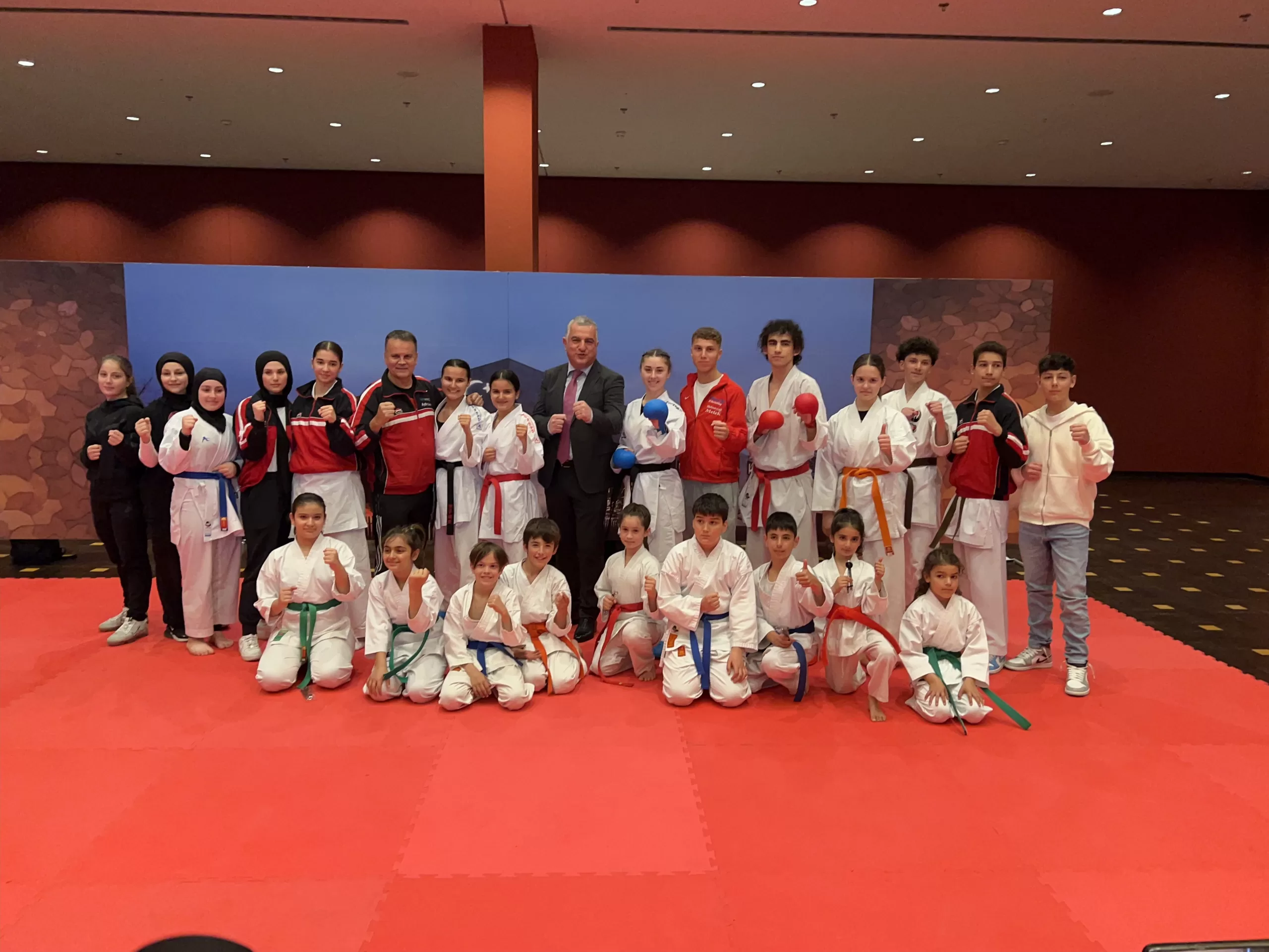 Berlin'de 19 Mayıs Atatürk'ü Anma, Gençlik ve Spor Bayramı coşkuyla kutlandı