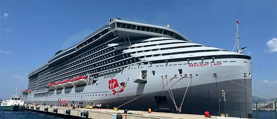 Kruvaziyer Resilient Lady ile Bodrum'a 1866 turist geldi