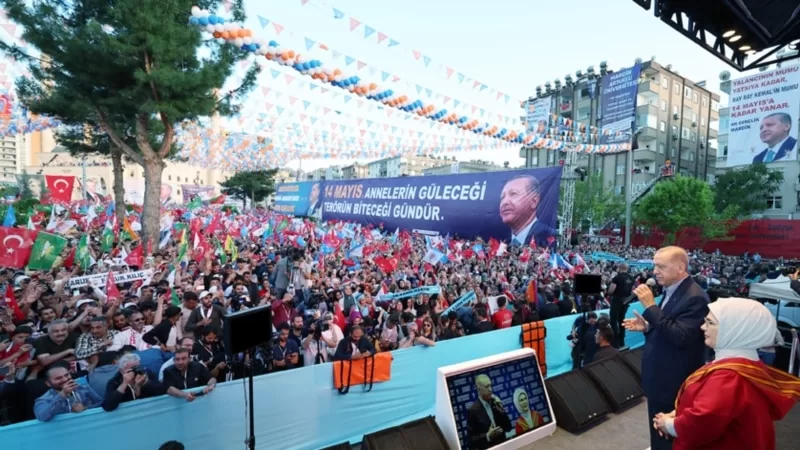 Türkiye'nin Siyasi Kimlik Mücadelesi ve Erdoğan
