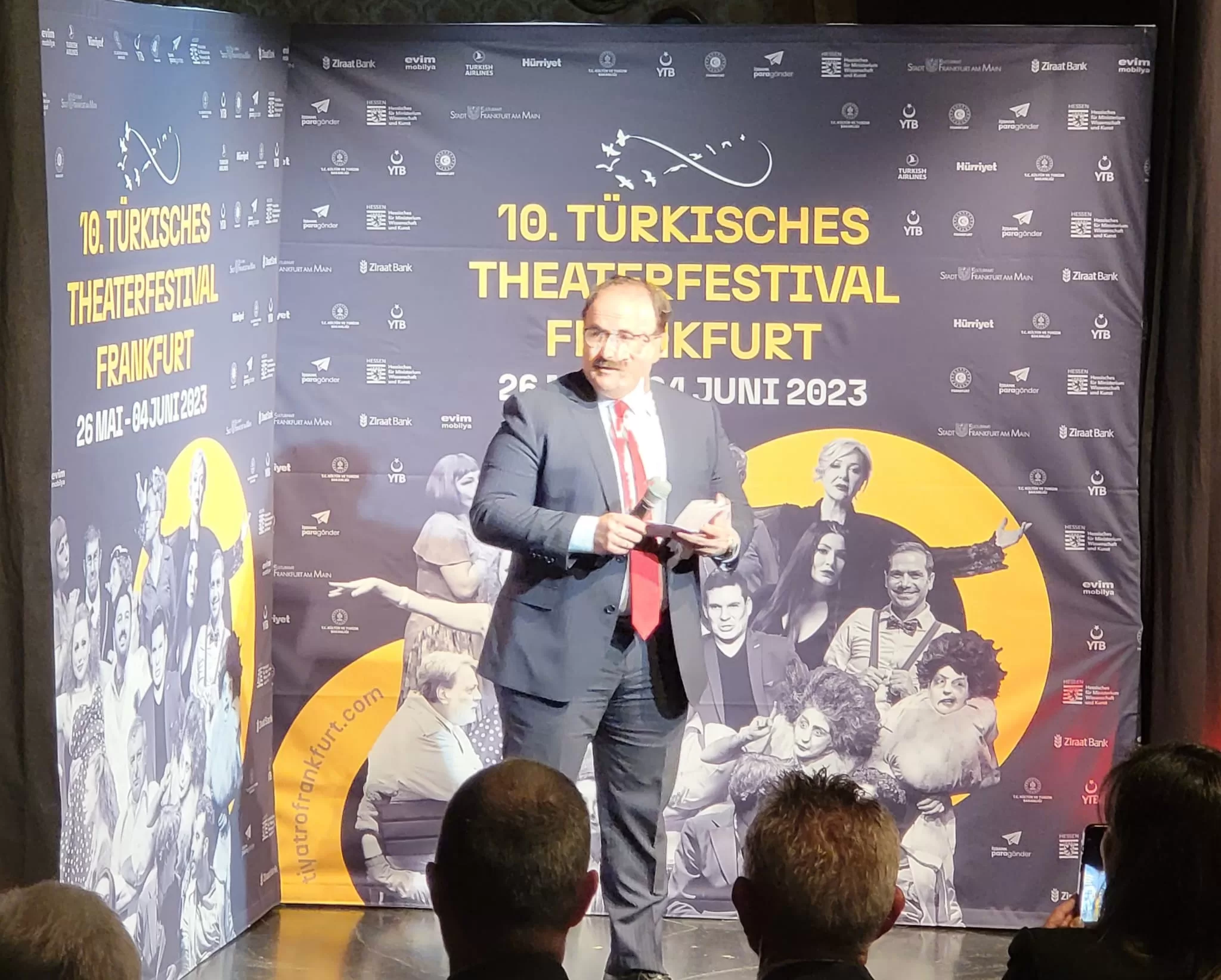 10’uncu yıla görkemli açılış