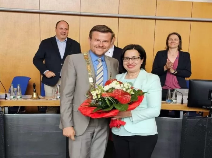 Aynur Kır Mecliste yemin etti