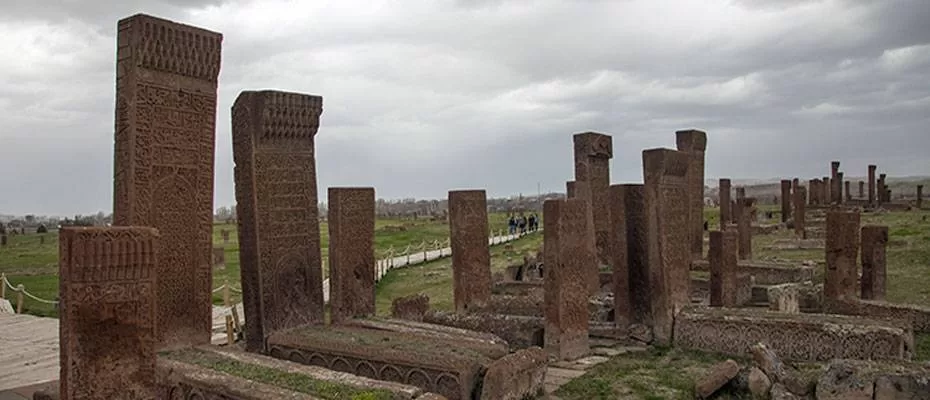 Bitlis'teki tarihi mekanlarda bayram yoğunluğu