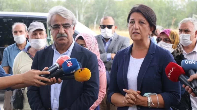Buldan ve Sancar HDP Eş Genel Başkanlığını bırakıyor