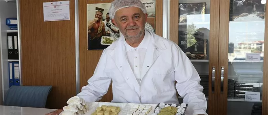 Edirne'de Osmanlı mirası tatlılar bayram için hazırlanıyor