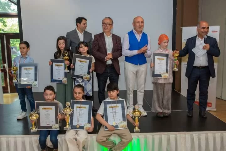 Düsseldorf’ta okuma festivali galası