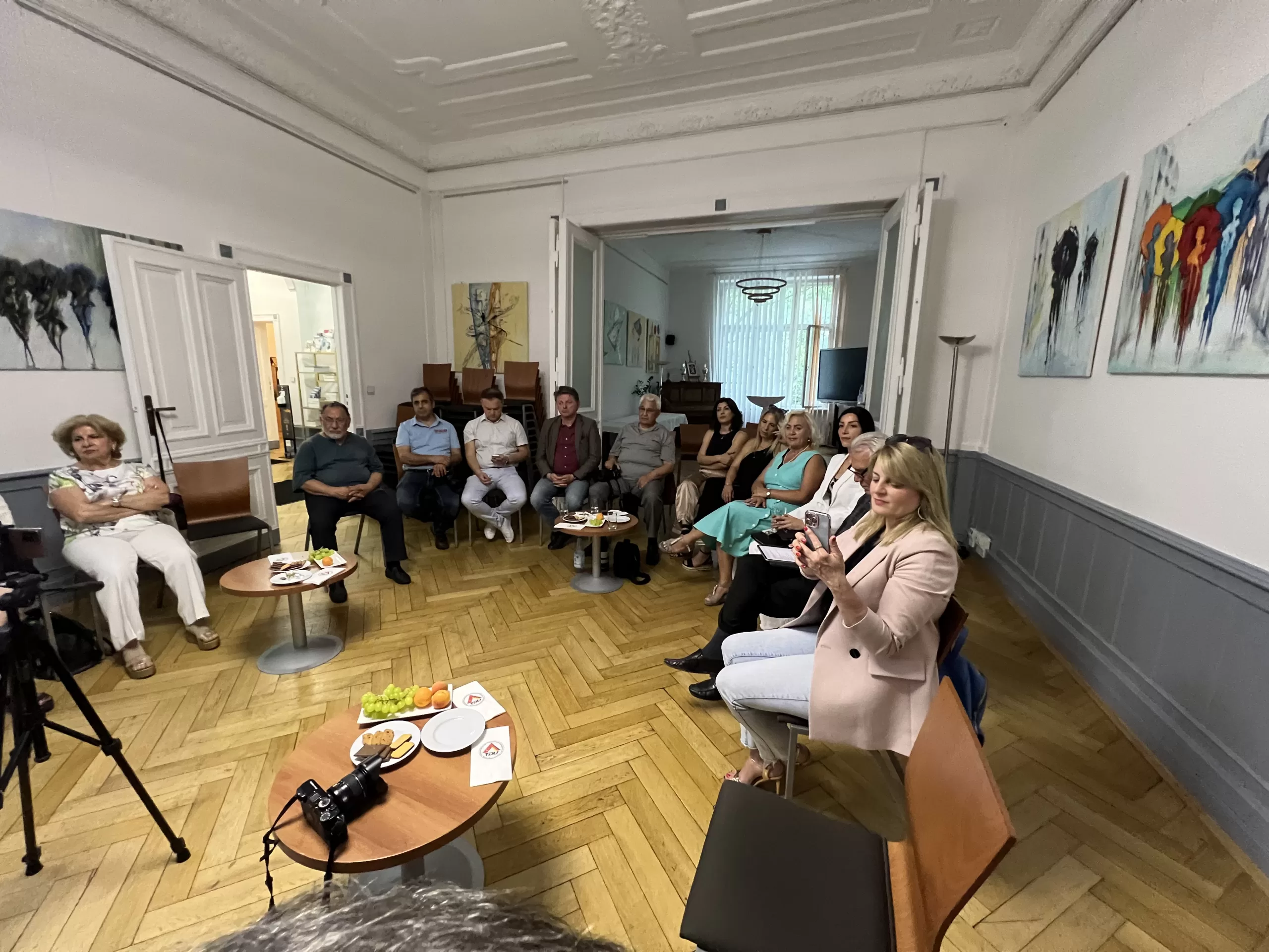 Başkonsolos Yücekök: Berlin`de güçlü bir Türk toplumu var