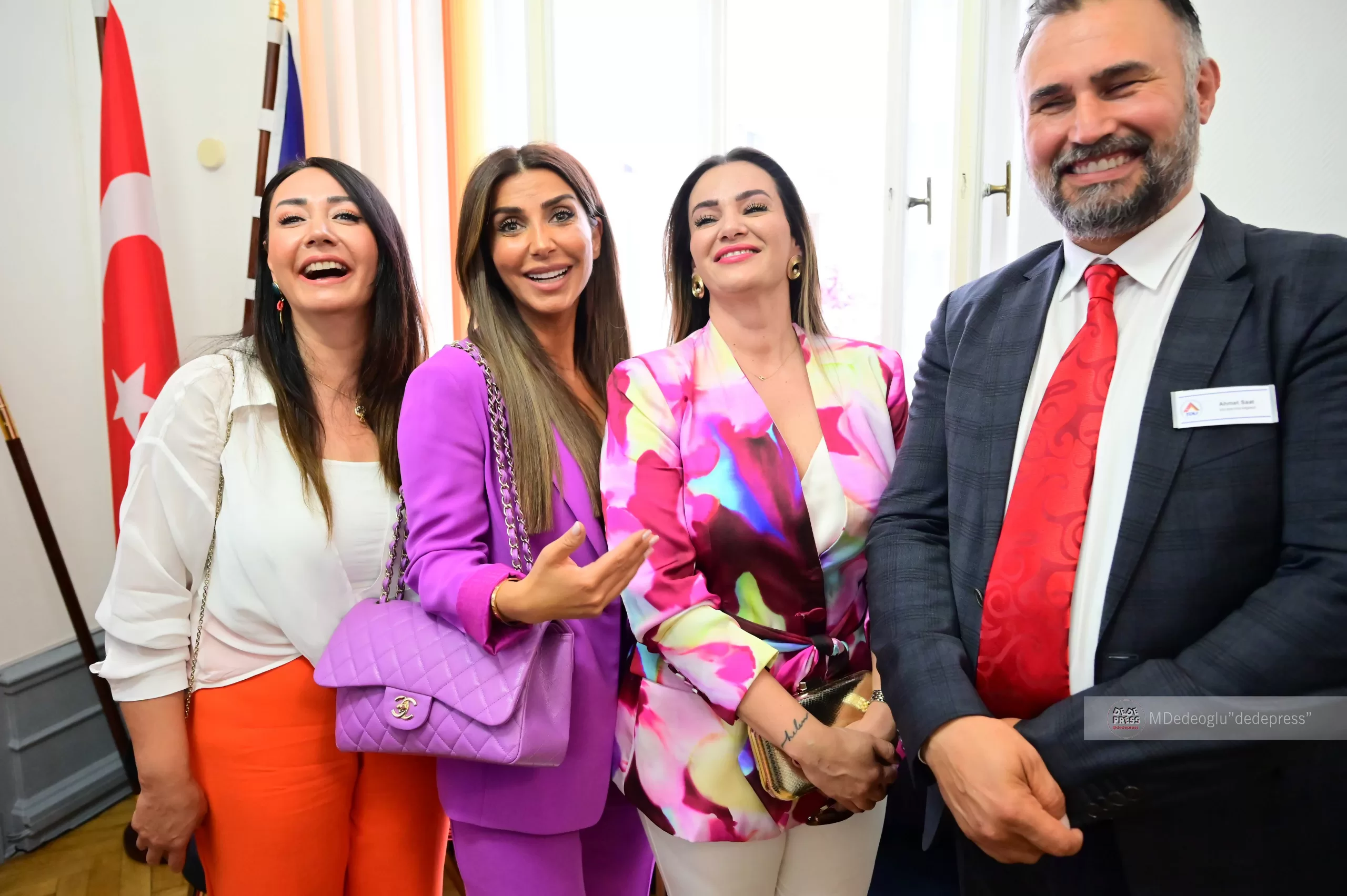 “Bayramlar küskünleri barıştırır”